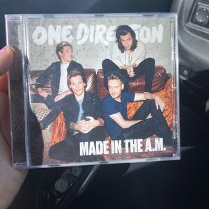 1D made in the am sealed CD *minor crack in front but doesn’t affect*